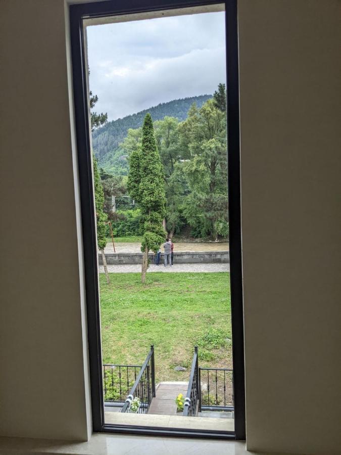 Riverside Bordzjomi Buitenkant foto